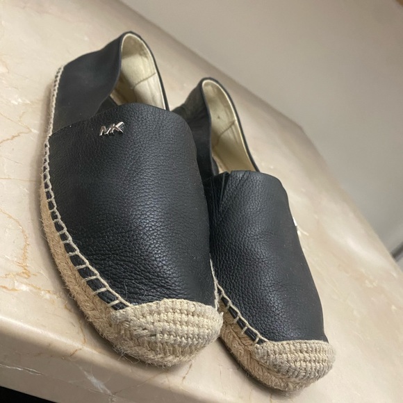 WOMANS MICHAEL KORS ESPADRILLES - Picture 9 of 9